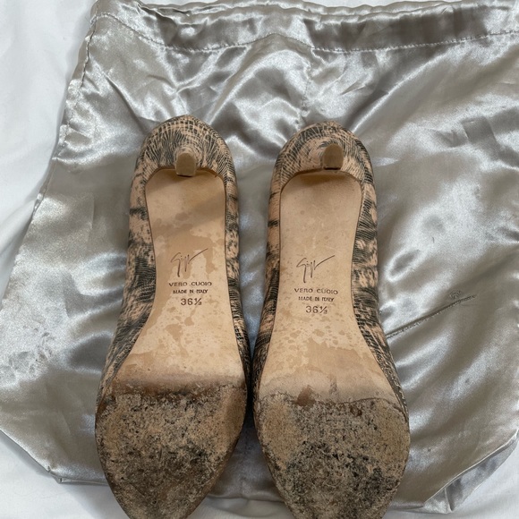 Giuseppe Zanotti Python Snakeskin Neutral Stilettos - Sz 35.5 IT - Picture 3 of 6